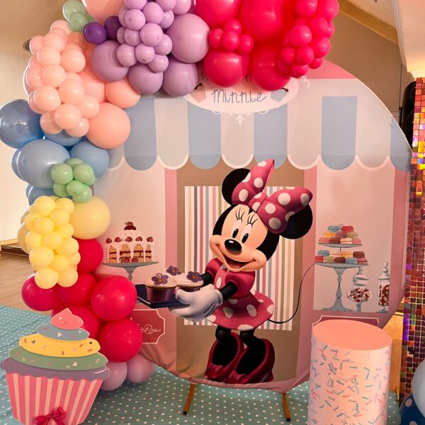 60d9b37c-3831-4ced-a7bc-ba5263bfd84c