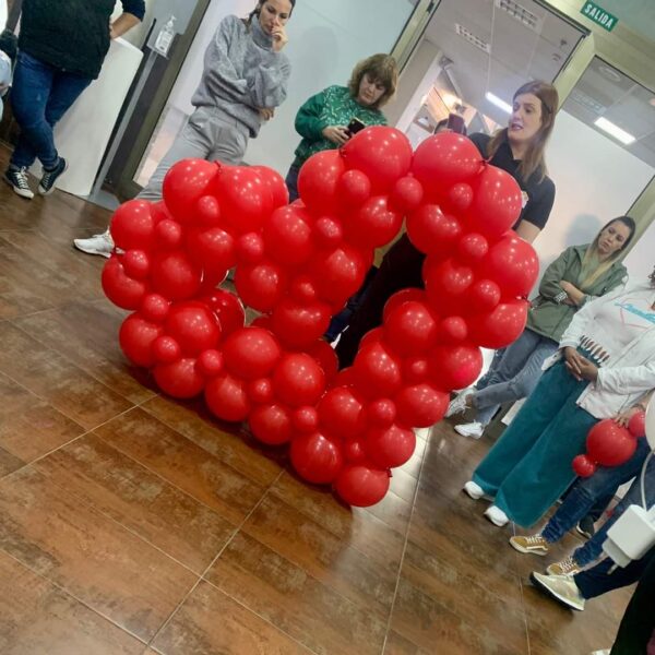 dd9aff53-1220-4999-a7dc-a444677536e0